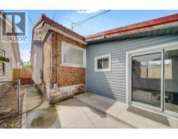 1054 OAK STREET - 37