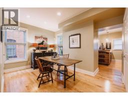 786 Monmouth ROAD - 7