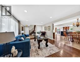 3595 HUNTINGTON - 10