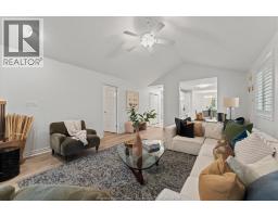 1077 HACIENDA WAY - 22