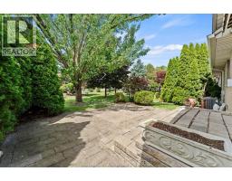 1077 HACIENDA WAY - 34