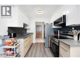 150 PARK STREET West UnitNo. 1802 - 15