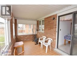 1435 ST. CLAIR AVENUE - 16