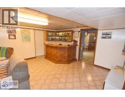 1435 ST. CLAIR AVENUE - 30