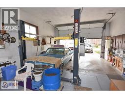 1435 ST. CLAIR AVENUE - 50
