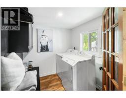 31 DANA DRIVE - 15