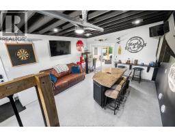 31 DANA DRIVE - 20