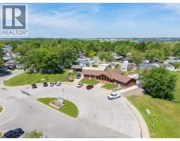 31 DANA DRIVE - 34