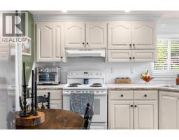 31 DANA DRIVE - 8