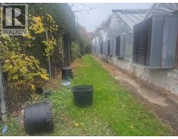 725 Mersea Rd 6 East - 29