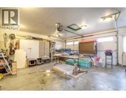 9445-9447 ALTEN DRIVE - 16