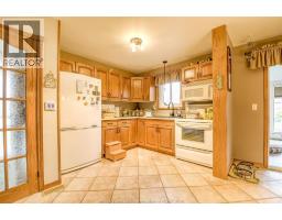 9445-9447 ALTEN DRIVE - 23