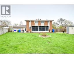 9445-9447 ALTEN DRIVE - 32