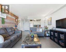 3936 WYANDOTTE STREET East UnitNo. 713 - 6