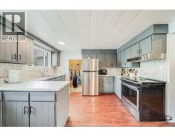 1804 HALL AVENUE - 19