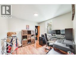 1804 HALL AVENUE - 25