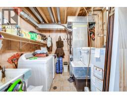 3 ANFRED STREET - 32