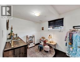 3994 ACORN CRESCENT - 22