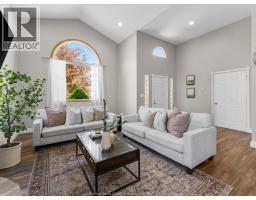4235 PROVIDENCE CRESCENT - 7