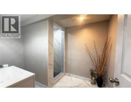 9793 LYNNGROVE CRESCENT - 33