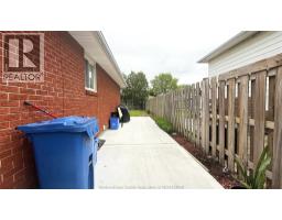 9793 LYNNGROVE CRESCENT - 41