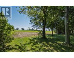 1732 Belle River ROAD - 44