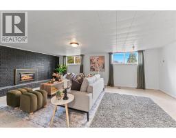 295 SIMCOE STREET - 23