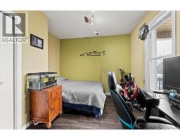 1056 GLADSTONE - 6