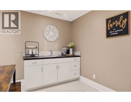 425 Superior STREET - 28
