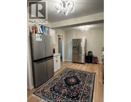 9542 MALDEN ROAD - 6