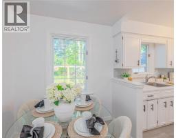 3365 CURRY AVENUE - 8