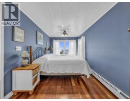 41 Mickle DRIVE - 25