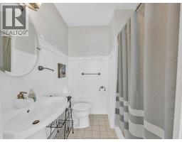 41 Mickle DRIVE - 31