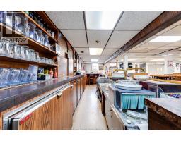 2330-2334 McDougall - 10