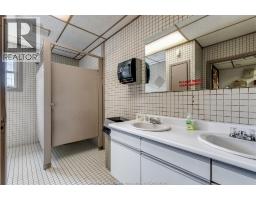 2330-2334 McDougall - 15