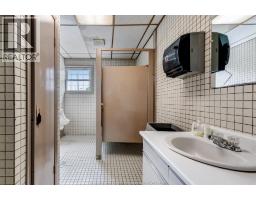 2330-2334 McDougall - 16