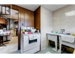2330-2334 McDougall - 21