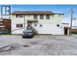 2330-2334 McDougall - 41
