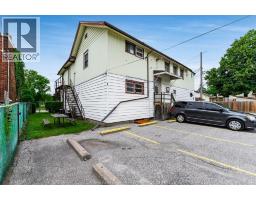 2330-2334 McDougall - 42