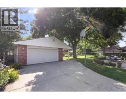 3659 BRUCE AVENUE - 33