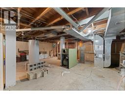390 EAST BEACH - 4