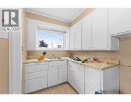 390 EAST BEACH - 8