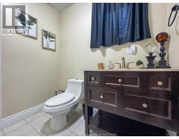 62 TOWNSVIEW ST - 33