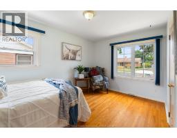 34 Melrose AVENUE - 22