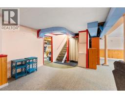 34 Melrose AVENUE - 27
