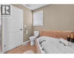 3121 TROUP CRESCENT - 30
