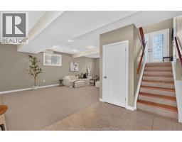 3121 TROUP CRESCENT - 31