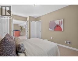 3121 TROUP CRESCENT - 40