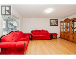 3444 HEMLOCK - 5