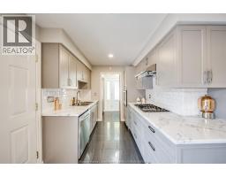 386 WOODRIDGE - 11